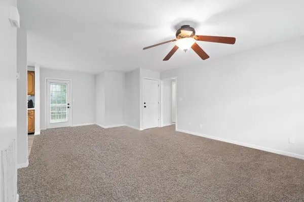 2706 Knob Ct, Clarksville, TN 37043