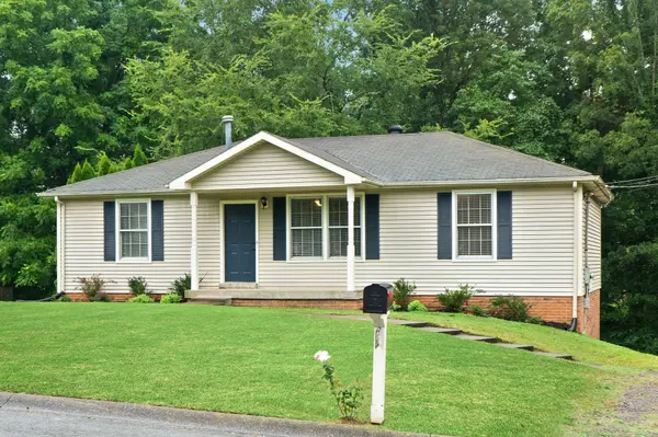 2706 Knob Ct, Clarksville, TN 37043