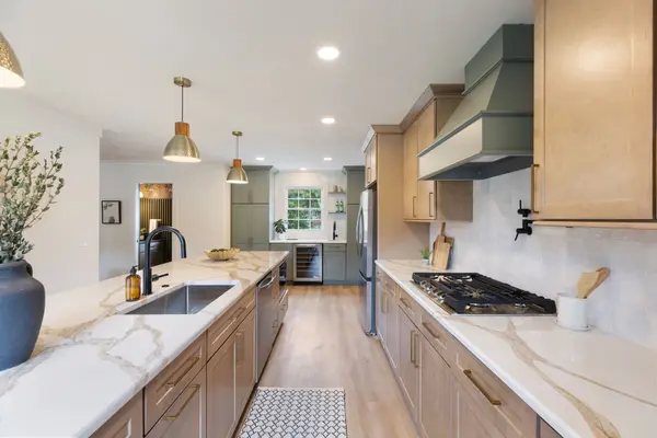 7432 Stacy Dr, Nashville, TN 37221