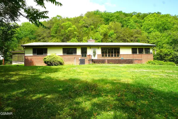 680 Hale Brook Road, Newport, TN 37821
