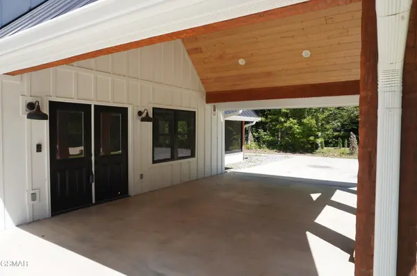 226 Meadowood Road, Newport, TN 37821