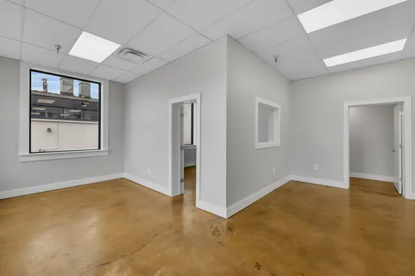 319 E Main St, Lebanon, TN 37087