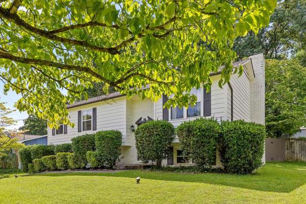 5974 Westmere Drive, Knoxville, TN 37909