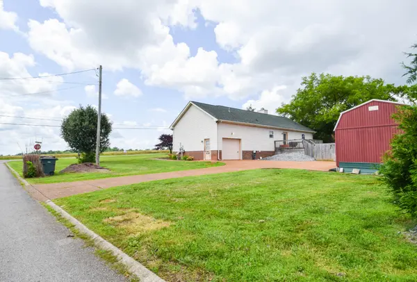 100 Megann Dr, Portland, TN 37148