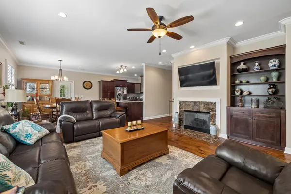 5150 Myra Dr, Hermitage, TN 37076