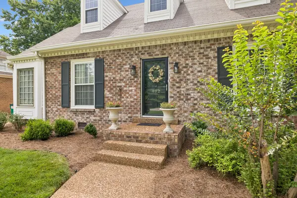 402 Cotton Ln, Franklin, TN 37069
