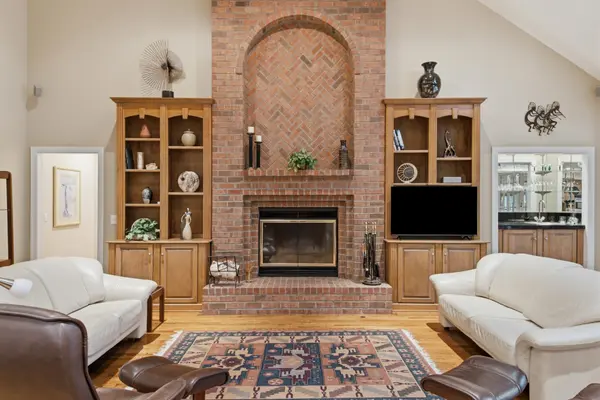 105 Fox Hunt Pt, Nashville, TN 37221