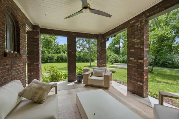 1203 McGavock Pike, Nashville, TN 37216