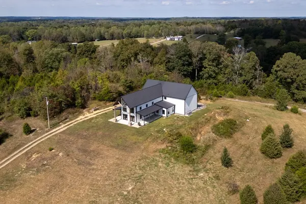 4467 Old Highway 52 #E, Westmoreland, TN 37186