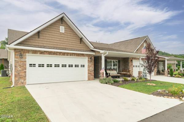 965 Juneberry Lane, Pigeon Forge, TN 37863