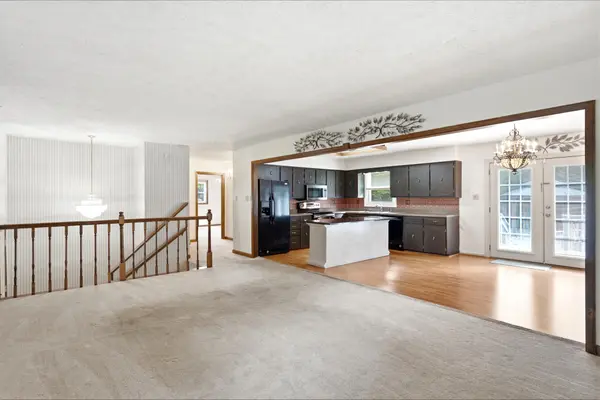 3088 Dixie Lee Cir, Lenoir City, TN 37772
