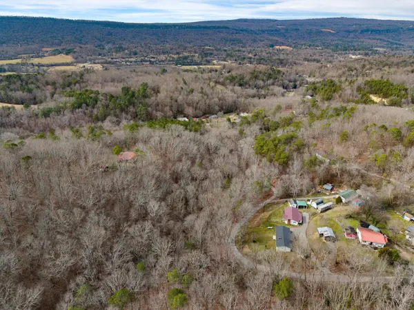 155 Crestline Drive, Rossville, GA 30741