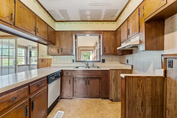 2363 Old Rock Island Rd, Rock Island, TN 38581
