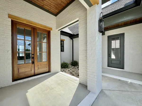 20 Natures Cove, Florence, AL 35630