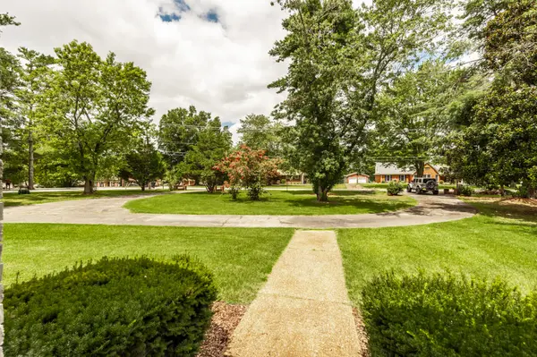 205 Bluegrass Dr, Hendersonville, TN 37075
