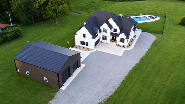 3515 Highway 48, Cunningham, TN 37052