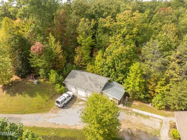 4061 Fox Hunters Lane, Sevierville, TN 37876