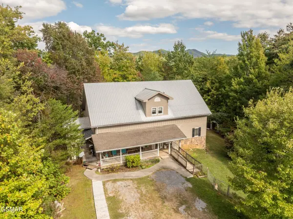 4061 Fox Hunters Lane, Sevierville, TN 37876
