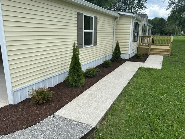410 Franklin St, Cowan, TN 37318