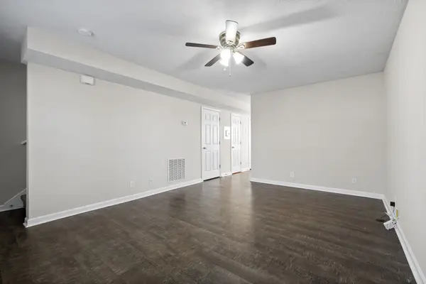 249 Executive Ave #1D, Clarksville, TN 37042