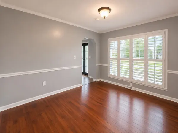 125 Applegrove Dr, Nicholasville, KY 40356