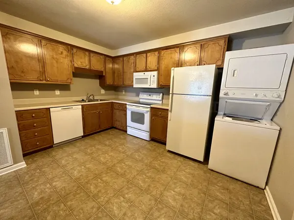 205 Cranklen Cir #G, Clarksville, TN 37042