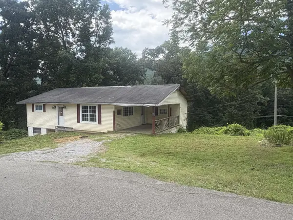 211 S Oak Street, Whitwell, TN 37397