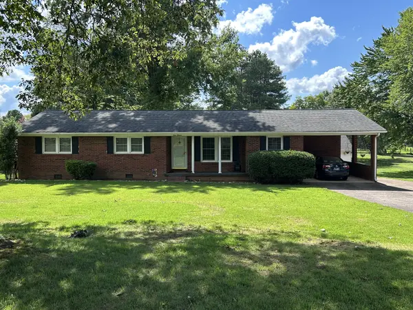 416 S Wilson St, Paris, TN 38242