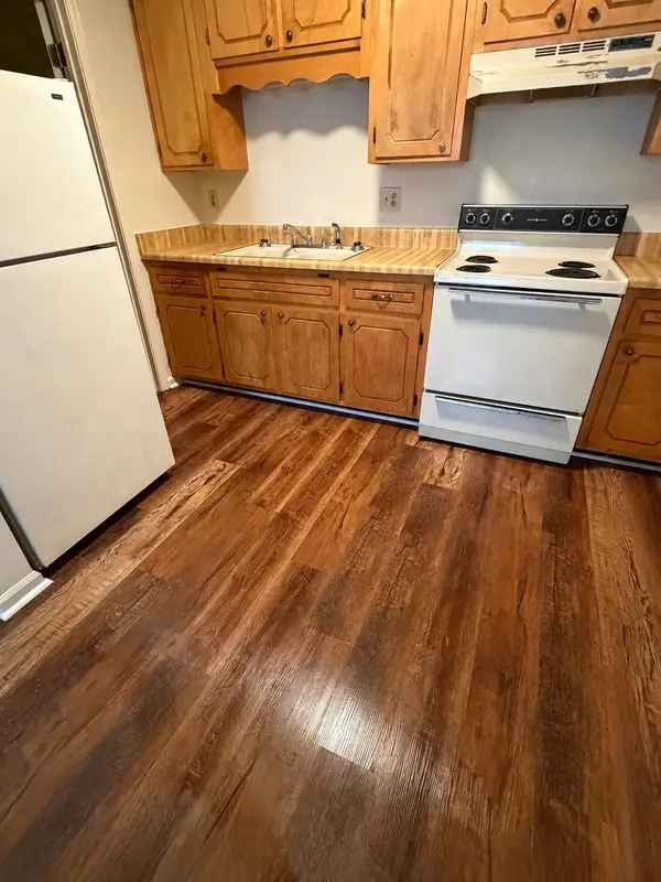 106 Koffman Dr #E5, Hopkinsville, KY 42240