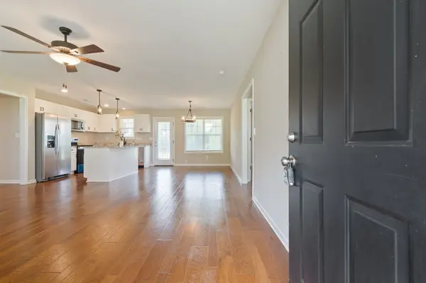 3232 Owl Hollow Rd, Belvidere, TN 37306
