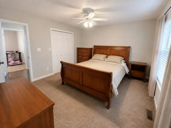 954 Winesap Rd, Clarksville, TN 37040