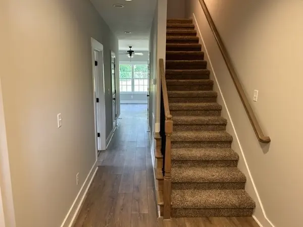 2702 E Copeland Ct #B, Clarksville, TN 37042
