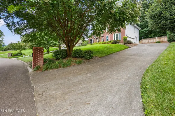 10534 Aspen Ridge Lane, Knoxville, TN 37932