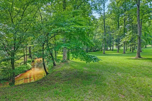 250 Brunner Road, Sweetwater, TN 37874