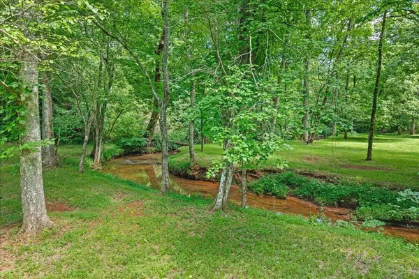 250 Brunner Road, Sweetwater, TN 37874