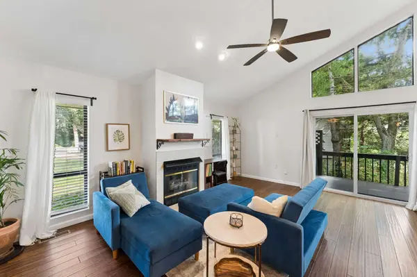 2601 Mesa Dr, Nashville, TN 37217