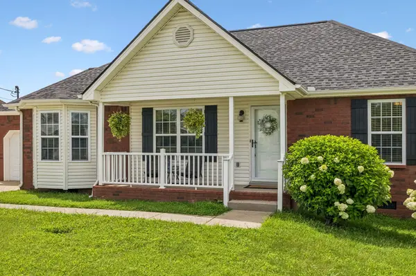 1066 Windtree Trce, Mount Juliet, TN 37122