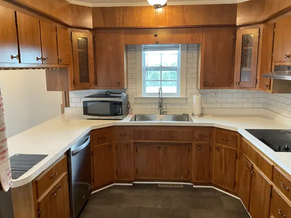 1227 Hazelwood Rd, Columbia, TN 38401
