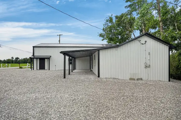 8515 Cookeville Boat Dock Rd, Baxter, TN 38544