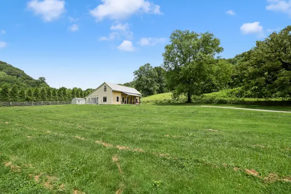 1720 Dog Branch Rd, Dixon Springs, TN 37057