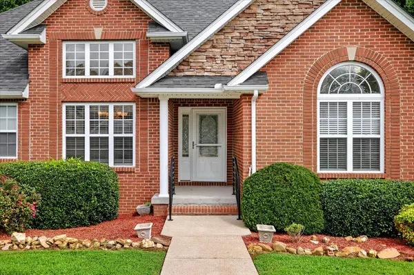 1422 Grassland Dr, Ashland City, TN 37015