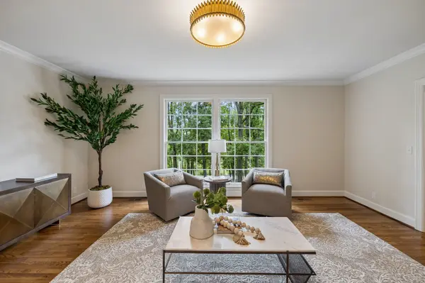 6004 Hillsboro Pike, Nashville, TN 37215