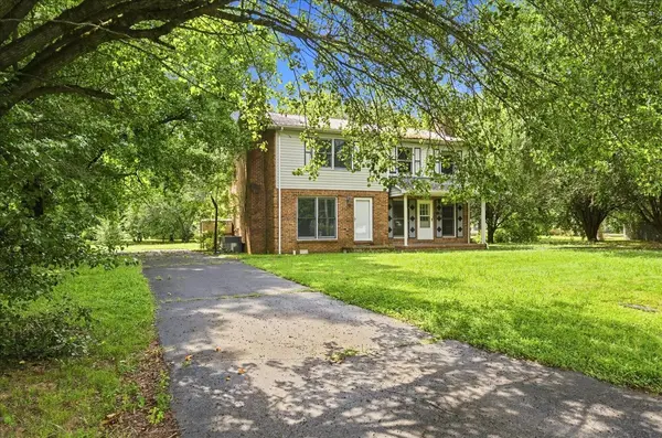 101B Westlake Pl, Tullahoma, TN 37388