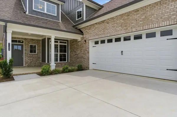 7108 Maddenwood Lane, Hermitage, TN 37076