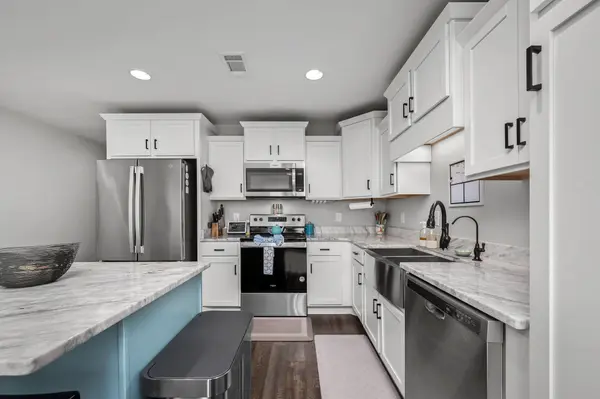 249 Signature Pl, Lebanon, TN 37087