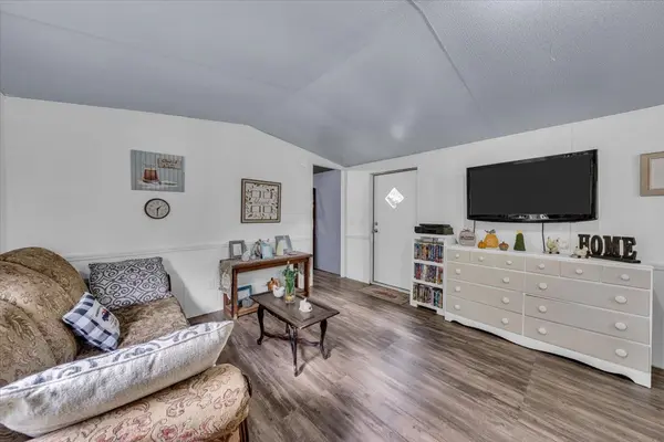 742 Captain Carter Rd, Spencer, TN 38585