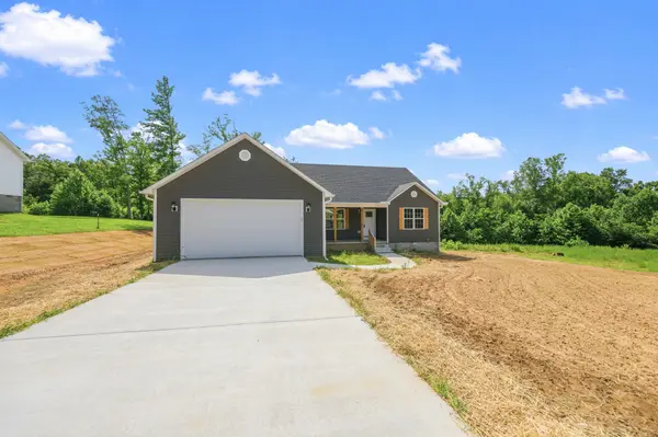 435 Old Huntingdon, Lexington, TN 38351
