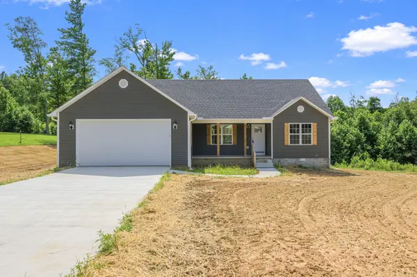 435 Old Huntingdon, Lexington, TN 38351
