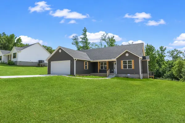 435 Old Huntingdon, Lexington, TN 38351