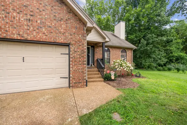 508 Waywood Ct, Antioch, TN 37013